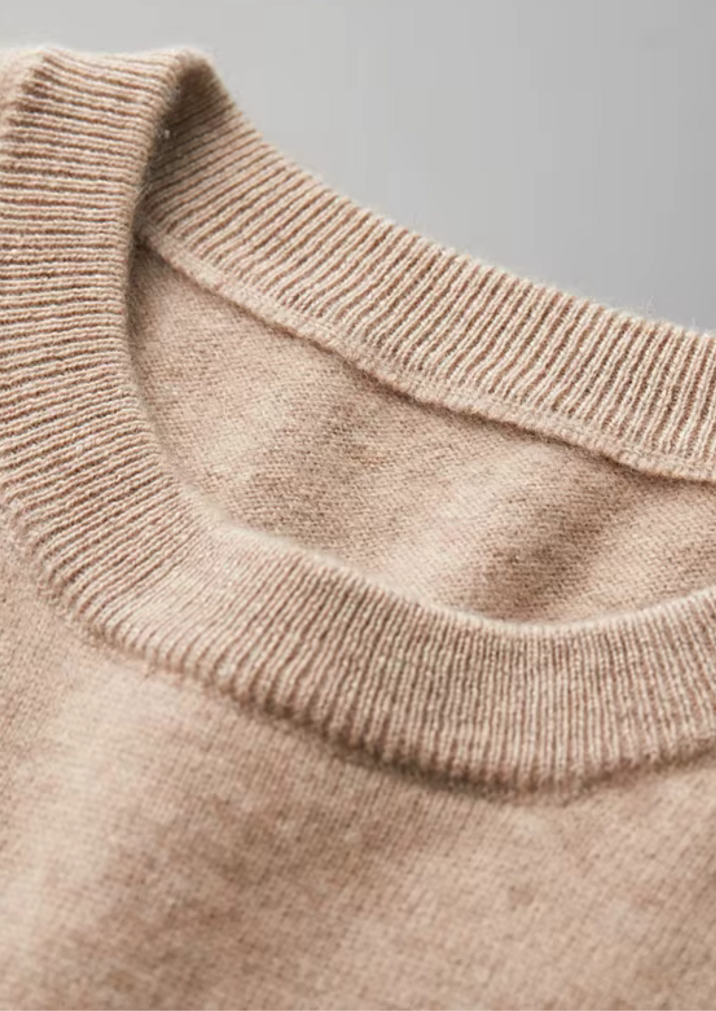 Cashmere Crewneck T-Shirt for Men and Women - Classic Style, Soft Fabric