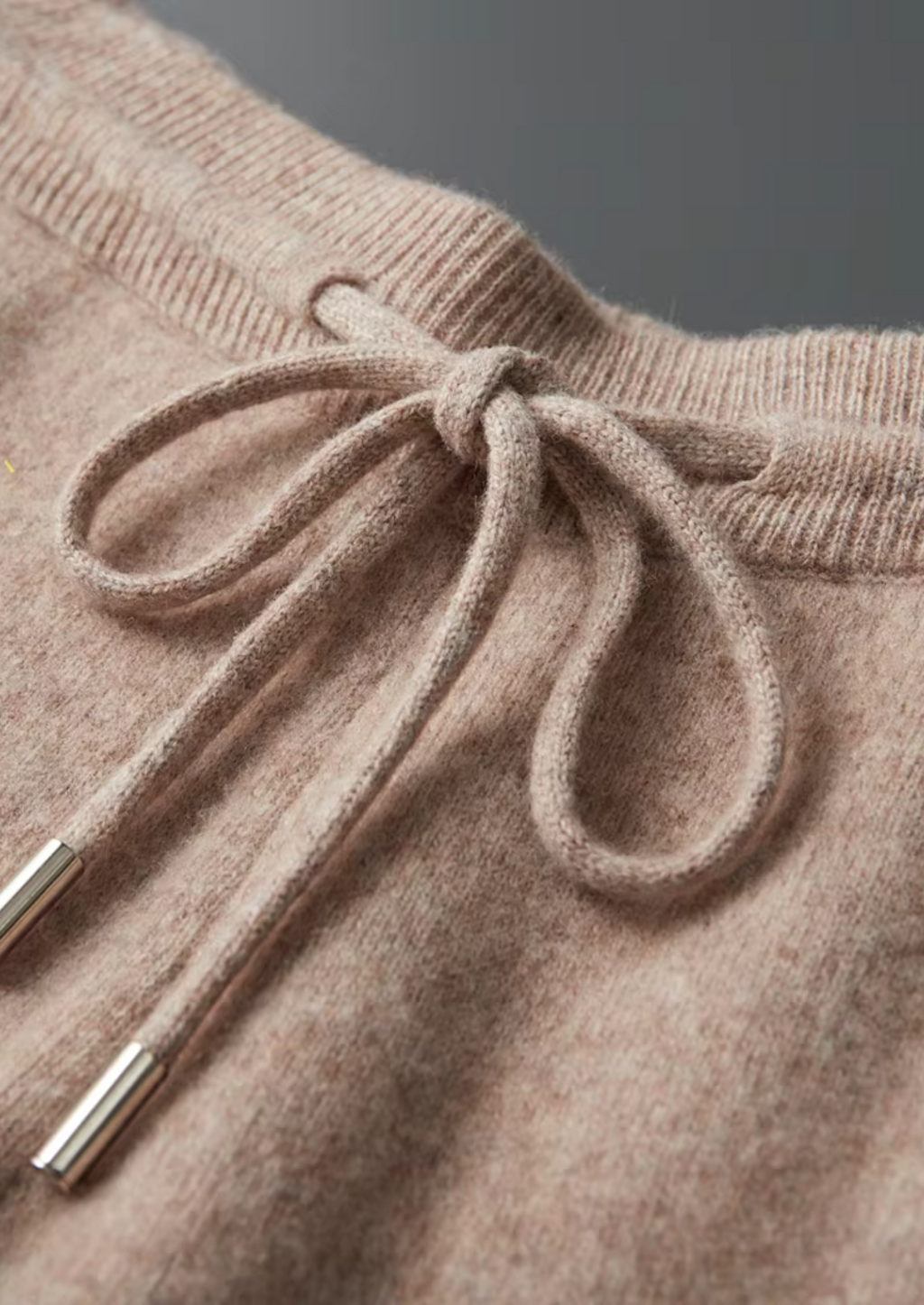 Wool Leisure Trousers for Comfortable Everyday Wear in Relaxed Fit