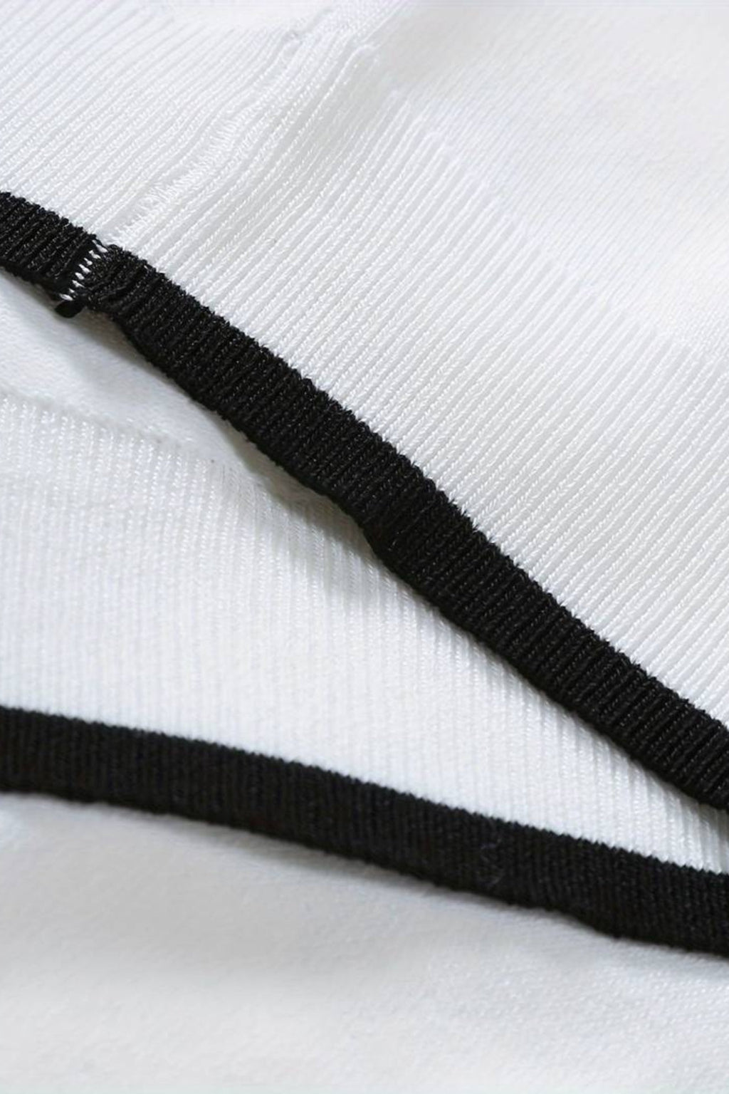 Knitted Quarter Zip Golf Polo Shirt - Comfortable Fabric - Men's Activewear