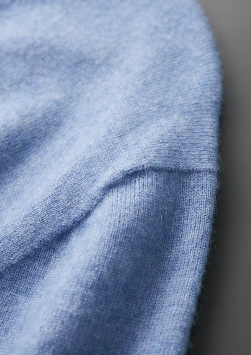 Cashmere Crewneck T-Shirt for Men and Women - Classic Style, Soft Fabric