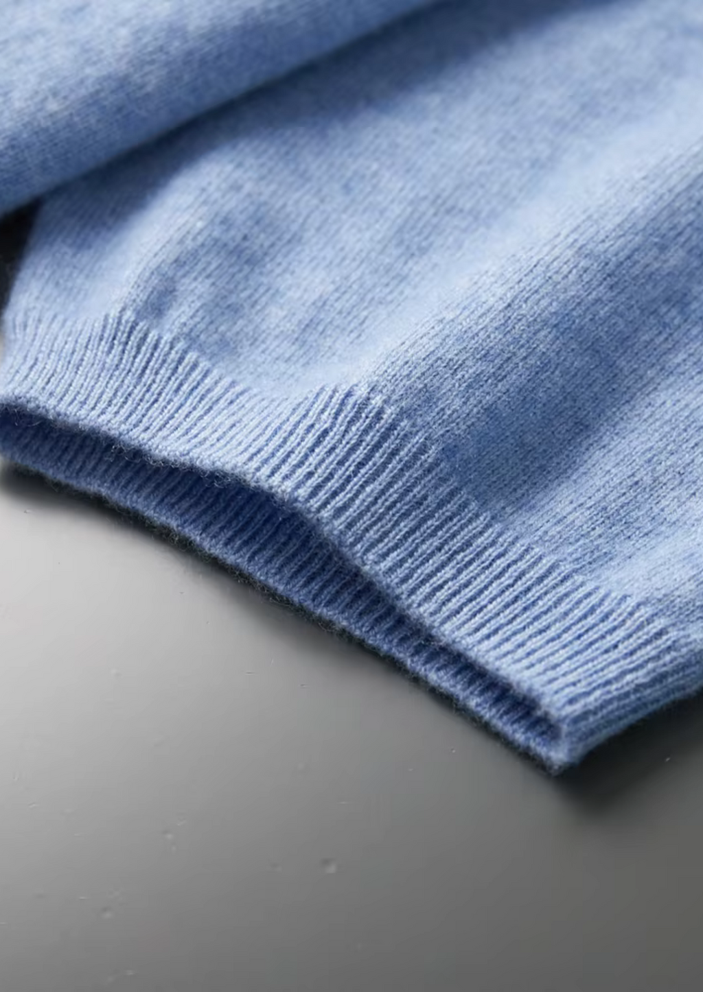 Cashmere Crewneck T-Shirt for Men and Women - Classic Style, Soft Fabric