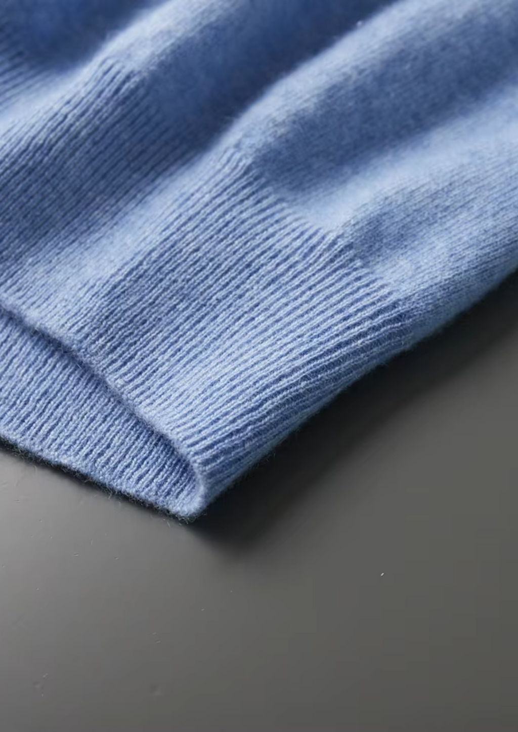 Cashmere Crewneck T-Shirt for Men and Women - Classic Style, Soft Fabric