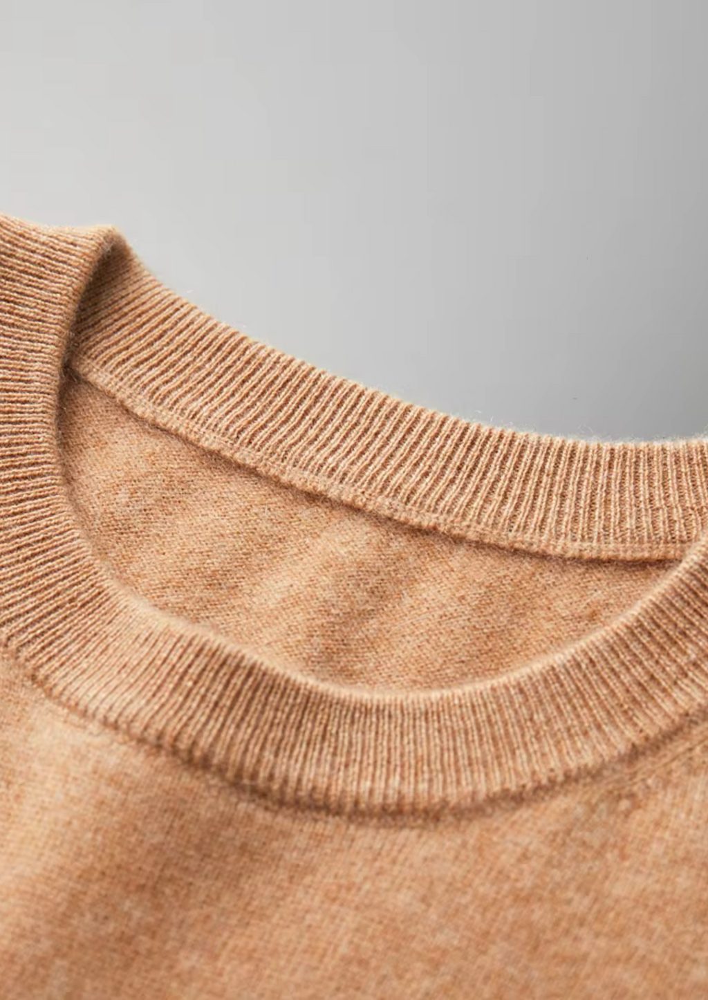 Cashmere Crewneck T-Shirt for Men and Women - Classic Style, Soft Fabric