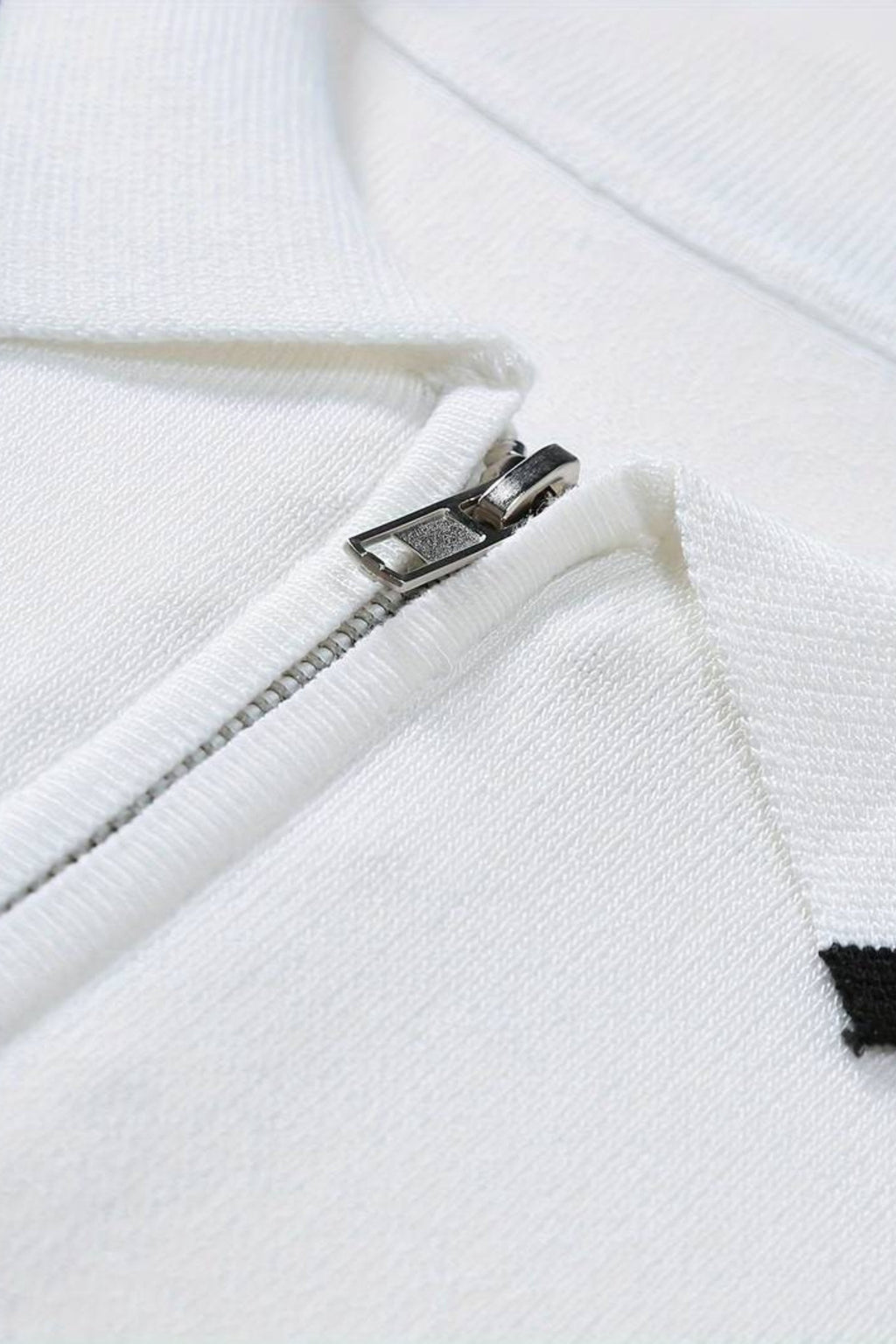 Knitted Quarter Zip Golf Polo Shirt - Comfortable Fabric - Men's Activewear